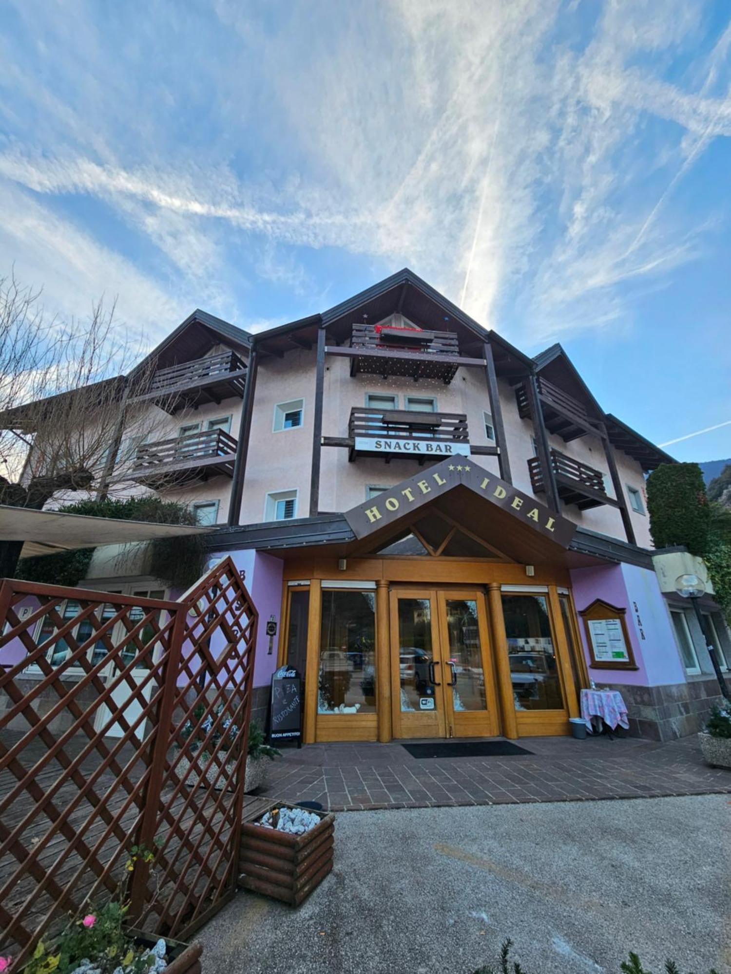Hotel Ideal Sarche di Calavino Exterior foto